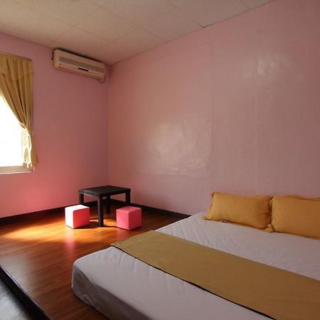 Wu Li Ting B&B Heng-ch'un Exteriör bild
